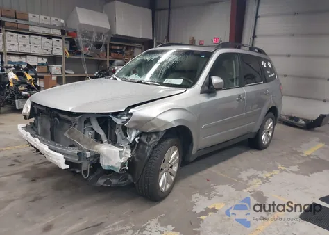 2012 Subaru Forester 2.5X Premium z USA, uszkodzony, nr VIN JF2SHADC4CH450690